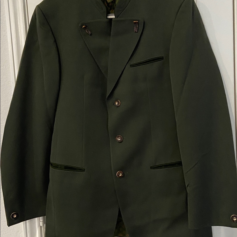 Original german man Trachten Jacket in great  condition not a flaw on it